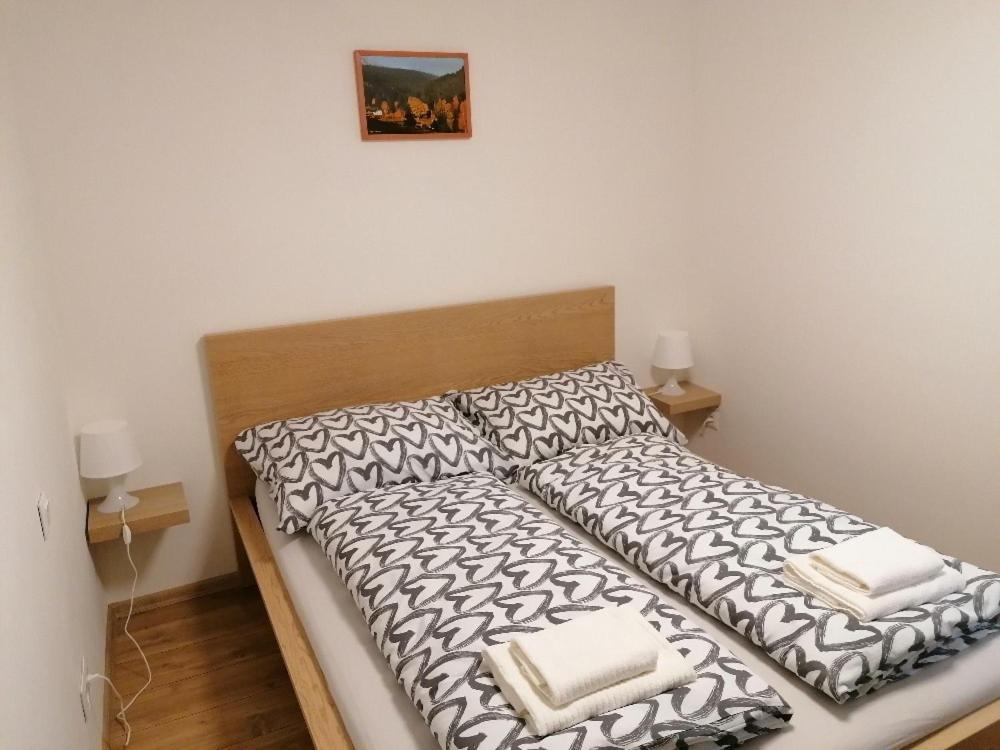 Apartmány Na náměstí Boží Dar Esterno foto