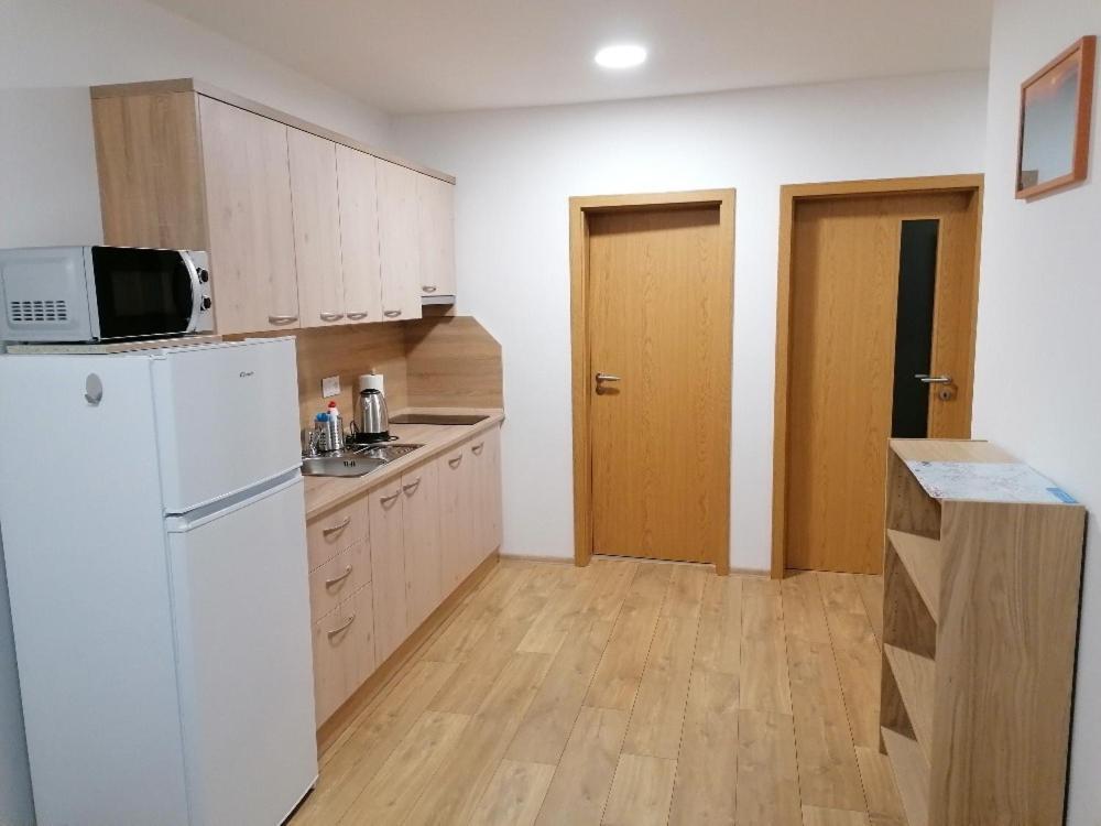 Apartmány Na náměstí Boží Dar Esterno foto