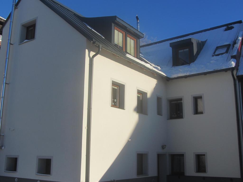 Apartmány Na náměstí Boží Dar Esterno foto