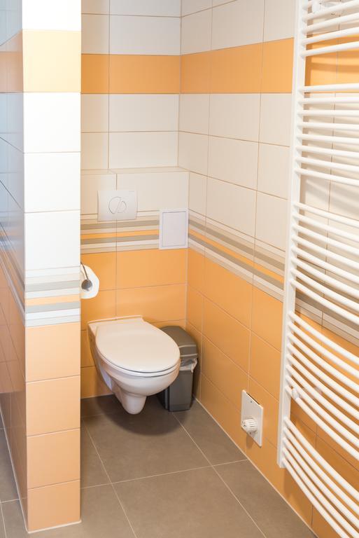 Apartmány Na náměstí Boží Dar Esterno foto