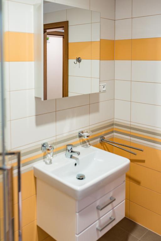 Apartmány Na náměstí Boží Dar Esterno foto